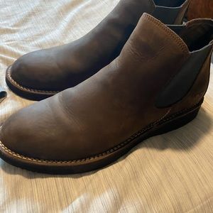 Ugg size 15 brown shoes worn maybe 5times